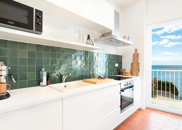 Milnamour, Whole House By The Sea With Parking Casa de Férias