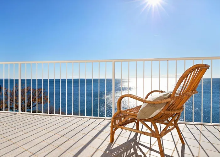 Milnamour, Whole House By The Sea With Parking Casa de Férias *