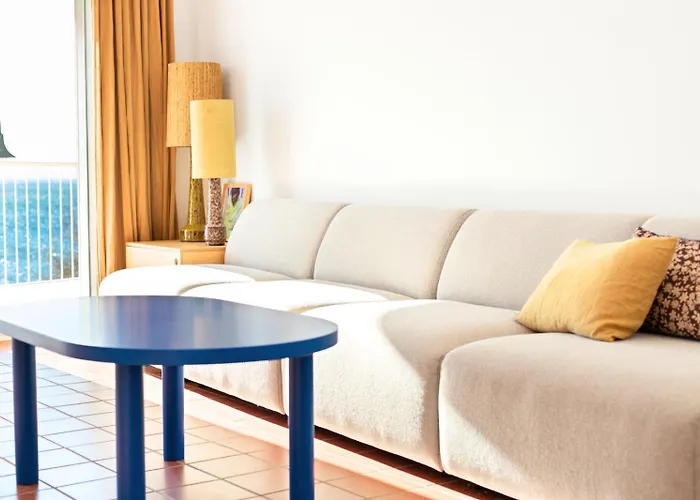 Casa de Férias Milnamour, Whole House By The Sea With Parking