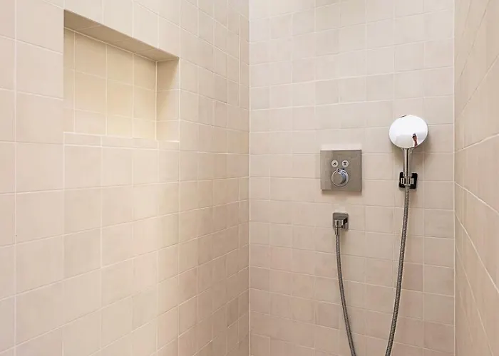 Milnamour, Whole House By The Sea With Parking Casa de Férias *